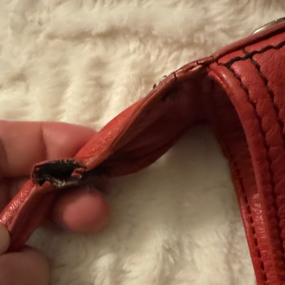 Vintage Marc by Marc Jacobs Double Pocket Coral Red Leather Shoulder Bag - Picture 10 of 11